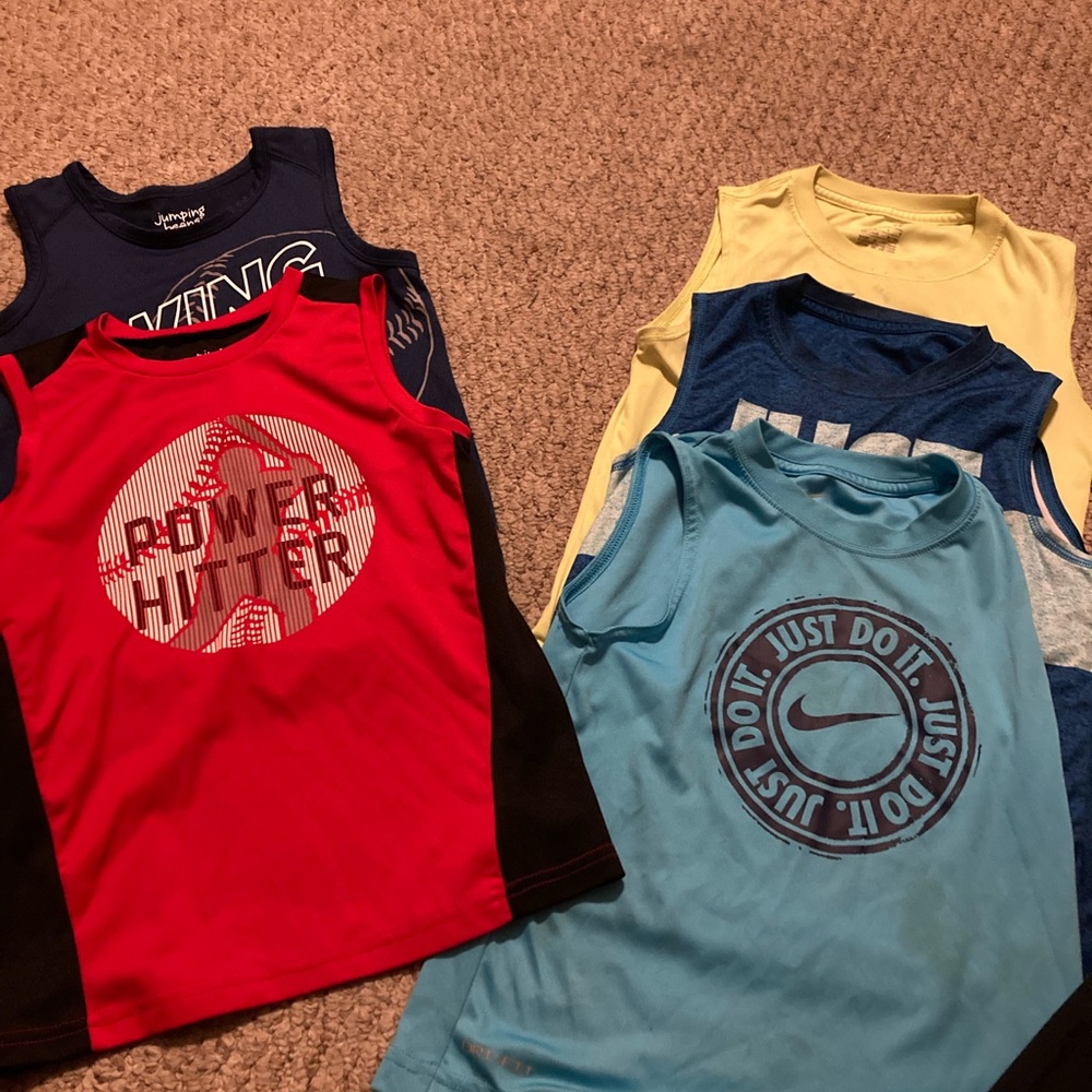 5 lot of boys tank tops. Nike and jumping bean. size 7